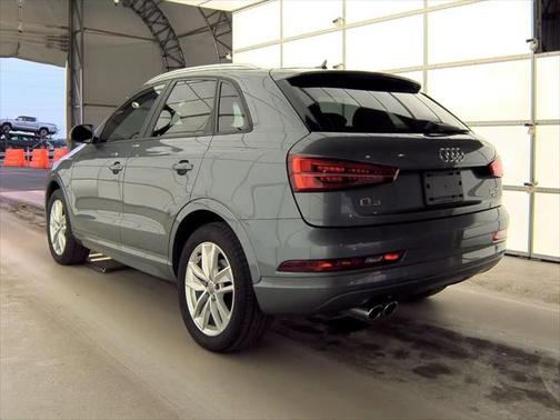 2017 Audi Q3 2.0T Premium