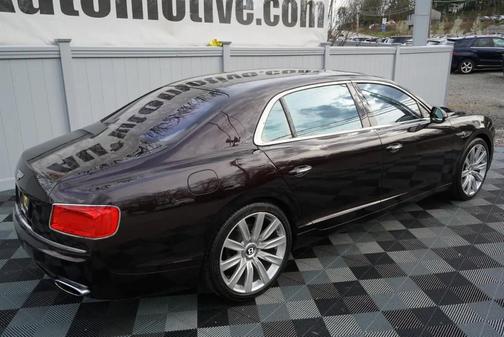 Brown 2014 Bentley Flying Spur Base