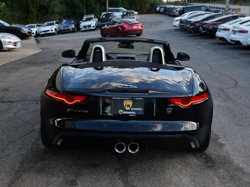 2017 Jaguar F-TYPE Convertible Auto