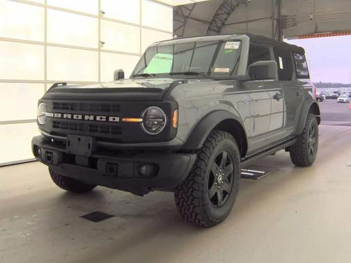 Gray 2022 Ford Bronco Black Diamond