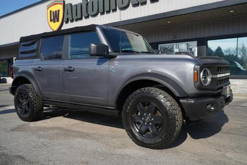 Gray 2022 Ford Bronco Black Diamond