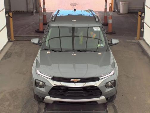 Sterling Gray Metallic 2023 Chevrolet Trailblazer LT