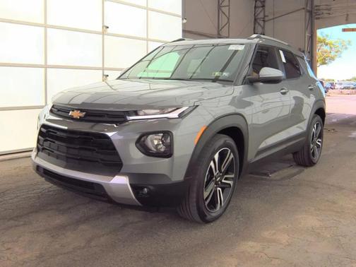 Sterling Gray Metallic 2023 Chevrolet Trailblazer LT