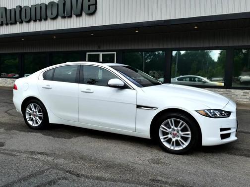 2018 Jaguar XE 25t Premium