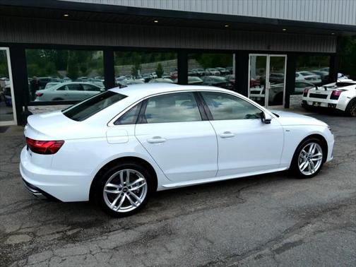 2021 Audi A4 45 S line Premium
