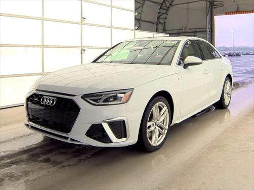2021 Audi A4 45 S line Premium