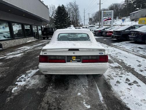 1993 Ford Mustang LX 5.0L