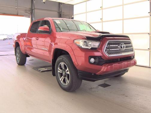 2017 Toyota Tacoma TRD Sport