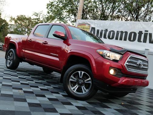 2017 Toyota Tacoma TRD Sport