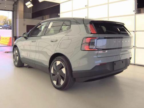 Vapour Grey Metallic 2026 Volvo EX30 Ultra Twin Motor Performance, Fully electric