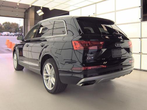 2017 Audi Q7 3.0T Prestige