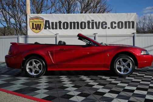 2001 Ford Mustang SVT Cobra