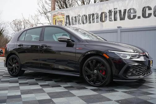 2022 Volkswagen Golf GTI 2.0T SE DSG