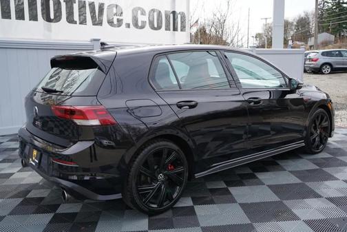 2022 Volkswagen Golf GTI 2.0T SE DSG