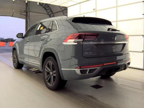2022 Volkswagen Atlas Cross Sport 3.6L V6 SEL R-Line