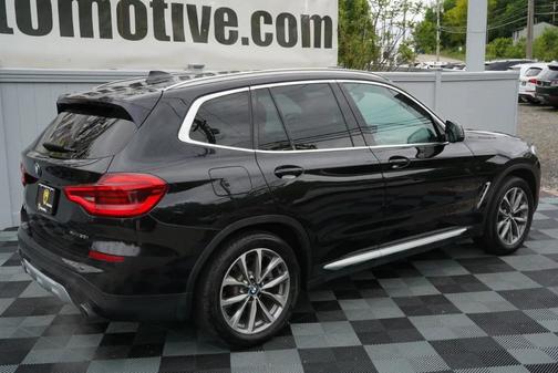 Black 2018 BMW X3 xDrive30i