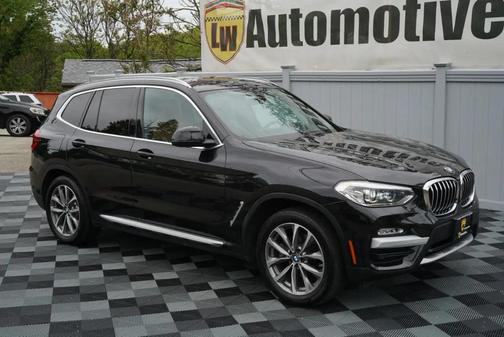 Black 2018 BMW X3 xDrive30i