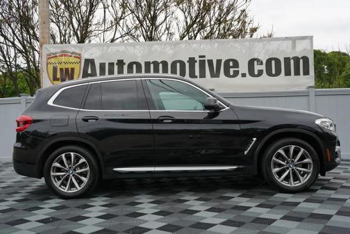 Black 2018 BMW X3 xDrive30i