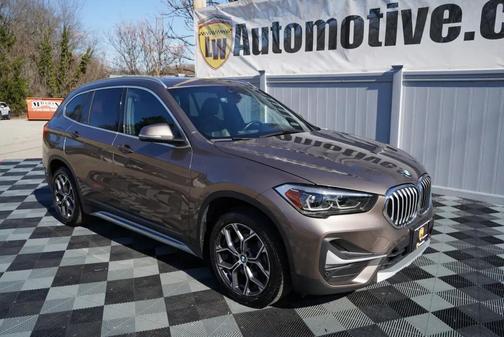 Sparkling Brown Metallic 2020 BMW X1 xDrive28i
