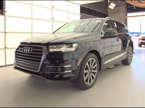 Black 2018 Audi Q7 3.0T Premium Plus