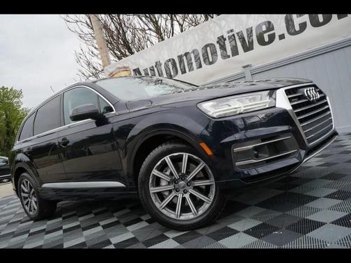 Black 2018 Audi Q7 3.0T Premium Plus