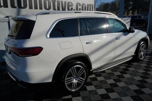 White 2022 Mercedes-Benz GLS 450 4MATIC