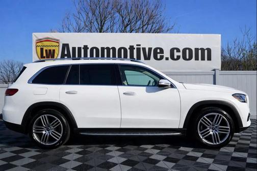 White 2022 Mercedes-Benz GLS 450 4MATIC