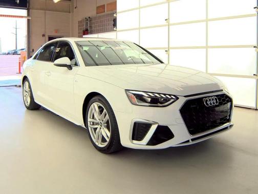 2022 Audi A4 45 S line Premium Plus