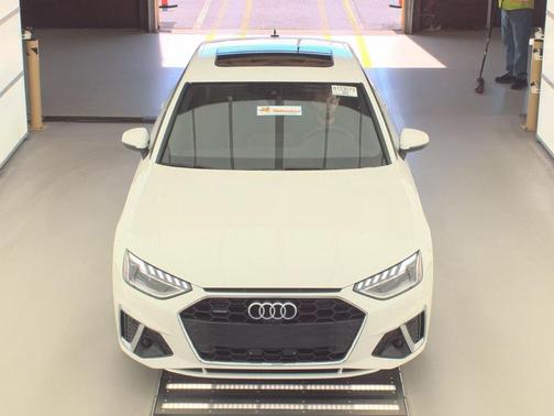2022 Audi A4 45 S line Premium Plus