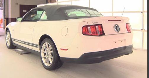 2010 Ford Mustang Premium