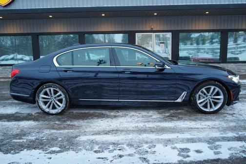 2018 BMW 750 i xDrive