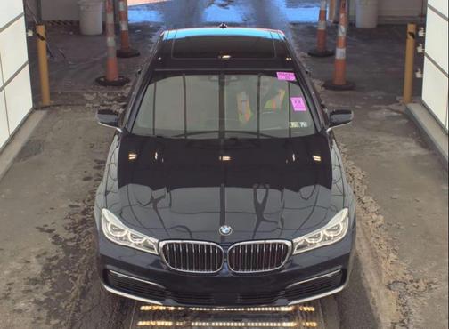 2018 BMW 750 i xDrive