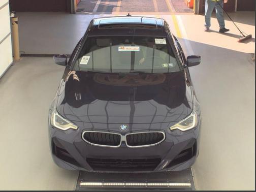 2022 BMW 230 i