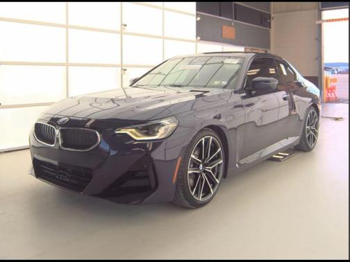 2022 BMW 230 i