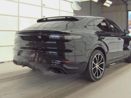 2021 Porsche Cayenne Turbo