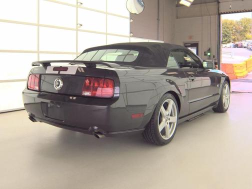 2007 Ford Mustang GT Premium
