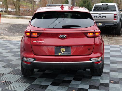 2020 Kia Sportage LX