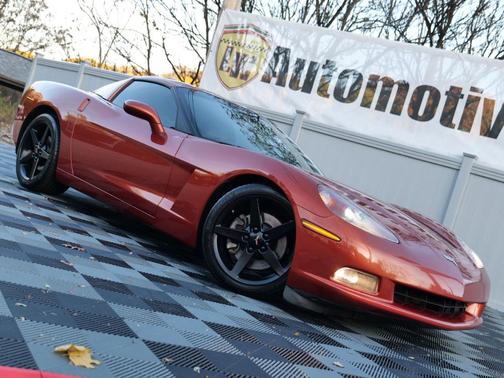 2005 Chevrolet Corvette Base