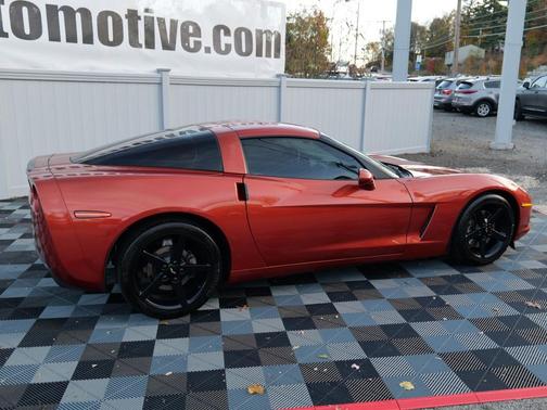 2005 Chevrolet Corvette Base