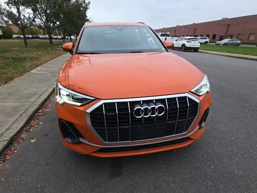 2019 Audi Q3 2.0T S line Premium Plus