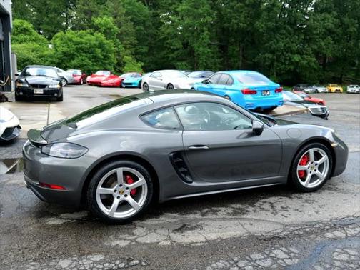 2018 Porsche 718 Cayman S