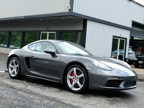 2018 Porsche 718 Cayman S