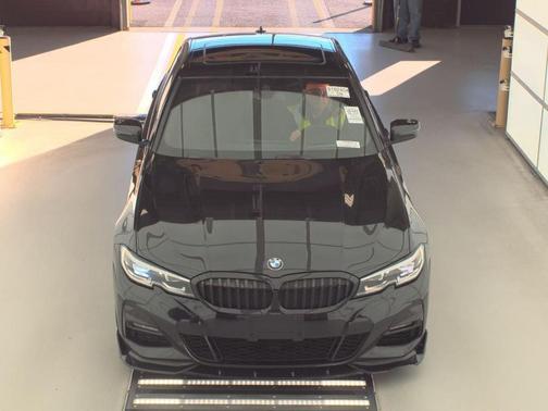 2020 BMW 330 i xDrive