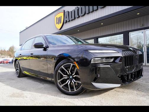 2023 BMW 760 i xDrive