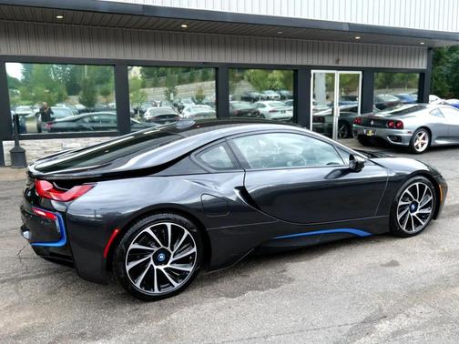 2015 BMW i8 2dr Cpe