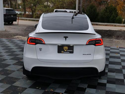 2020 Tesla Model Y Long Range Dual Motor All-Wheel Drive