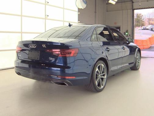 2019 Audi A4 Titanium Premium 40 TFSI