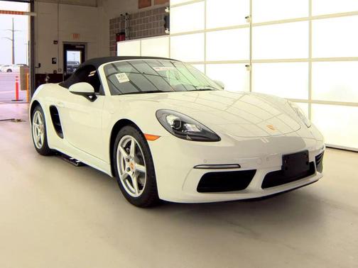 2017 Porsche 718 Boxster Roadster
