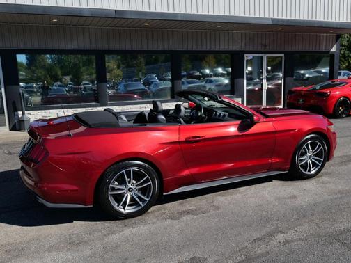 2015 Ford Mustang EcoBoost Premium