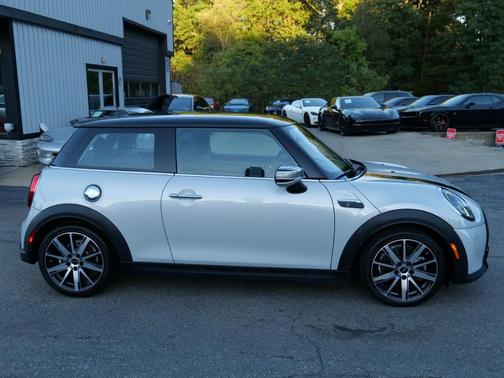 2023 MINI Hardtop Cooper S